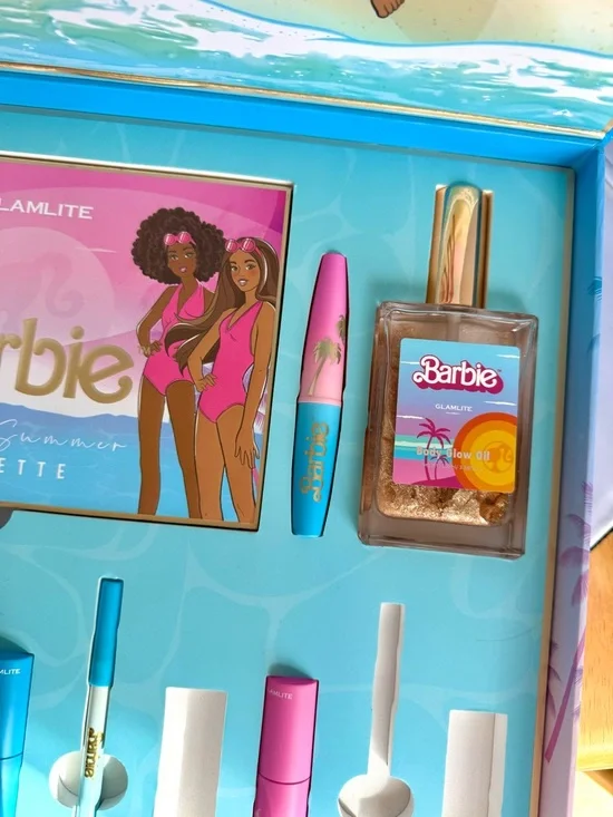 Glamlite Barbie Dream Summer Collection PR Box Makeup Set- Nearly Complete!!!! - Picture 9 of 15